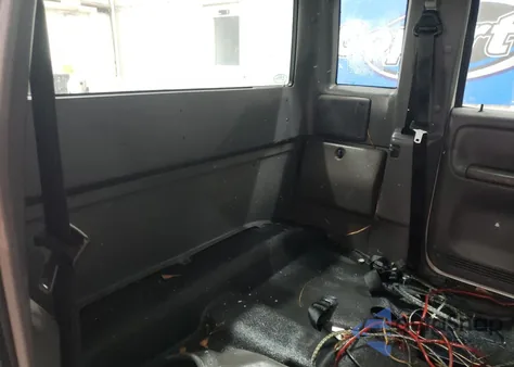 2003 Ford Ranger Super Cab from USA, damaged, VIN 1FTYR14U53PB75285